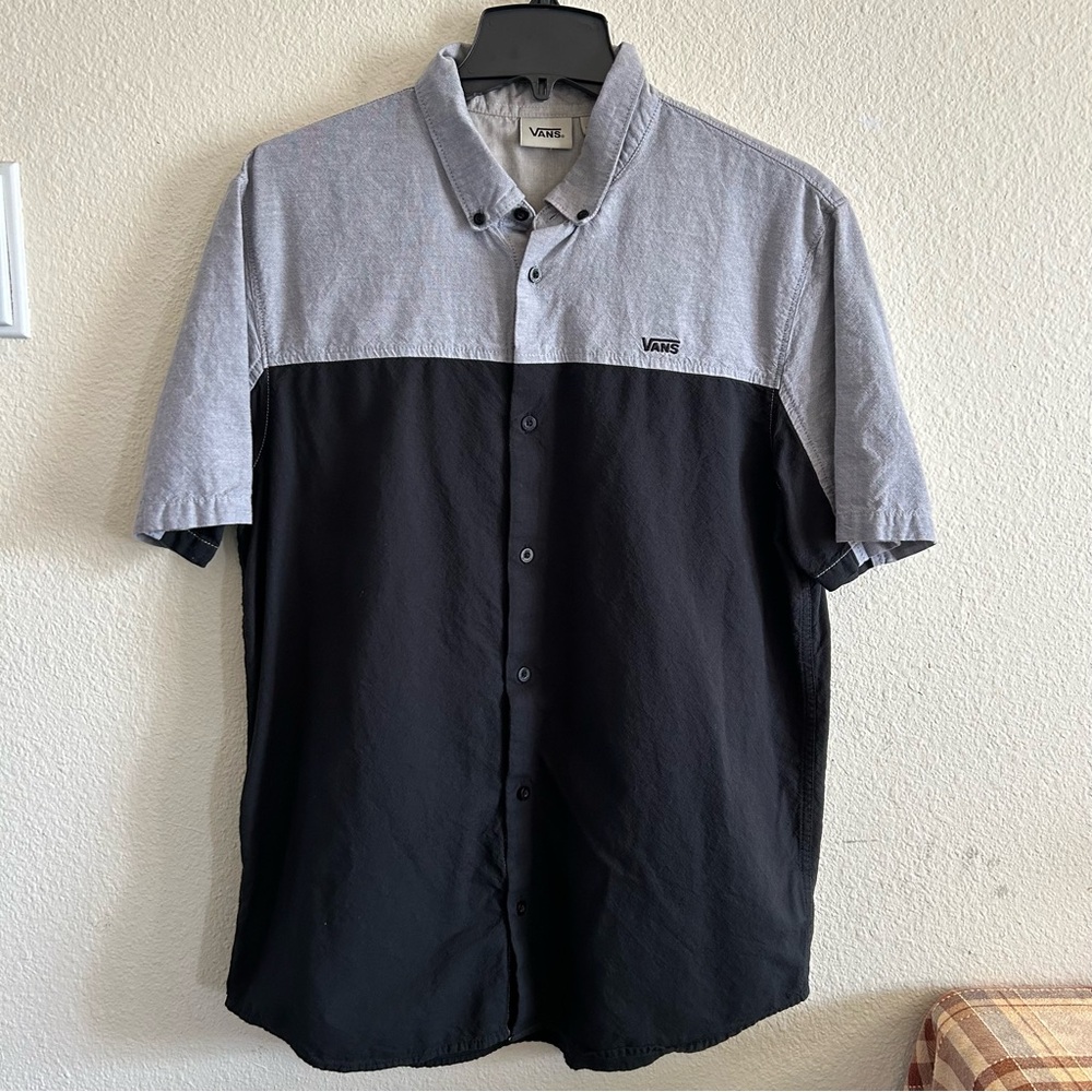 Vans Button Down Shirts, in Men’s Large, Colorblock Button Down Grey and Black